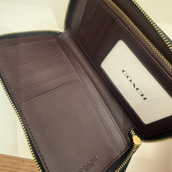 coach Medium Id Zip Wallet With Quilting cz339 - Picture 3 of 4
